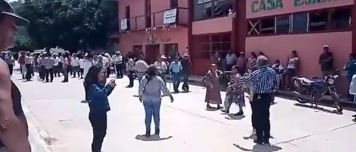 zafarrancho en casa ejidal de villaflores